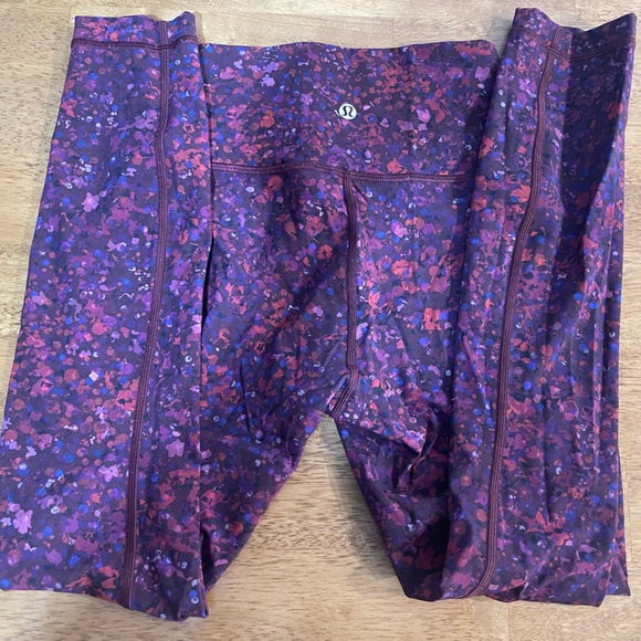 Lululemon align tights - burgundy pattern - Picture 2 of 4